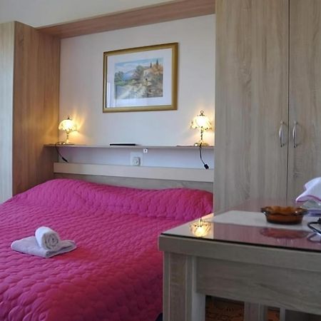 Kuca Carmen Hotell Rab Town Eksteriør bilde