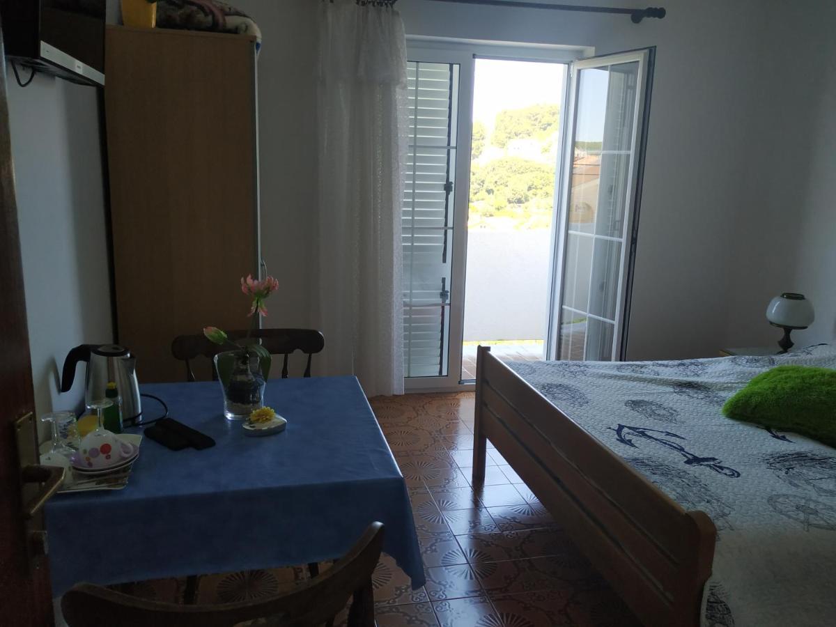 Kuca Carmen Hotell Rab Town Eksteriør bilde